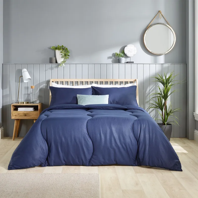 Slumberdown Coverless Comfort Herringbone Navy 10.5 Tog Duvet Size: Single - Navy