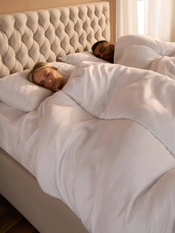 Slumberdown Warm Winter Nights 13.5 Tog Winter Duvet in White Size: King White King
