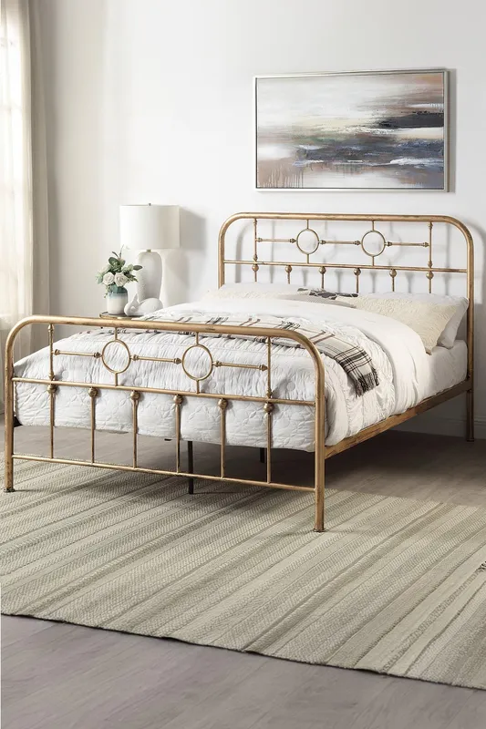 SlumberWorx Ware Victorian Industrial Design Metal Bed Frame in Bronze Size: King Bronze