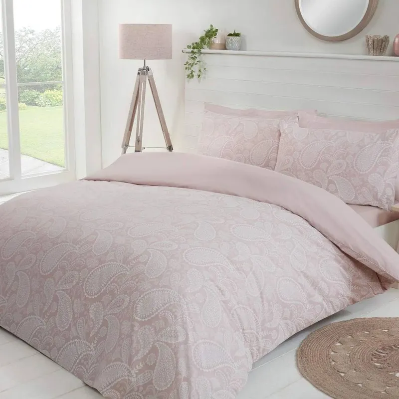 Smart Living Luxury Polycotton Paisley Floral Duvet Cover With Pillowcases in Pink Size: Super King Pink Super King