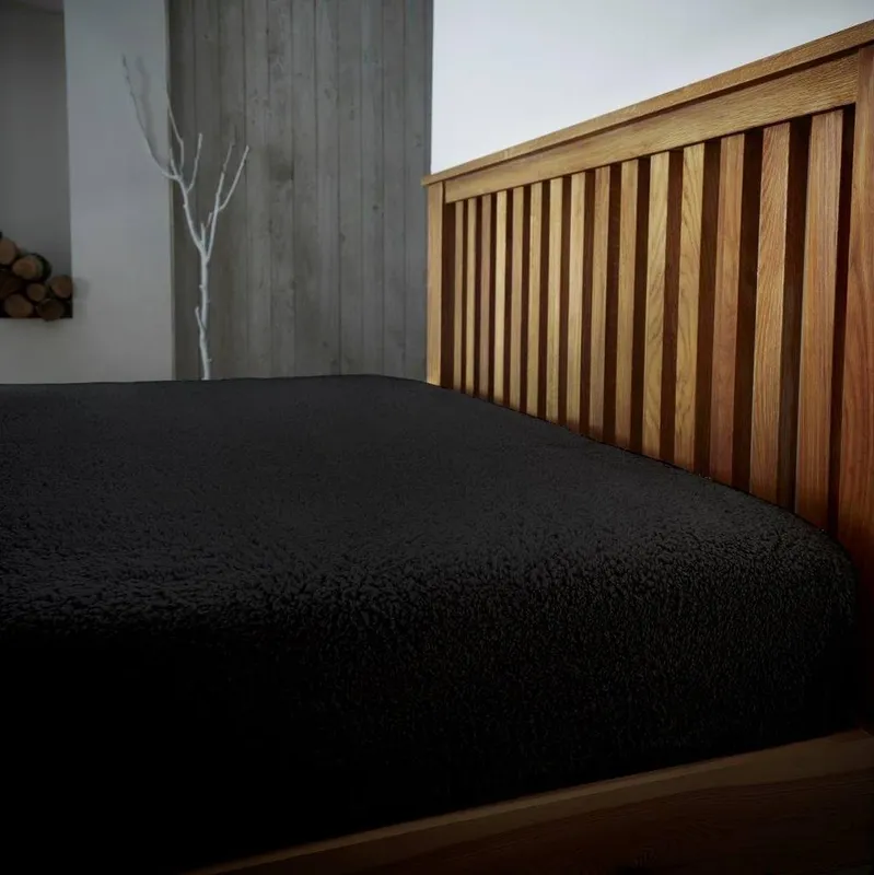 Smart Living Luxury Teddy Bear Fleece Fitted Sheet in Black Size: King Fitted Black King Fitted