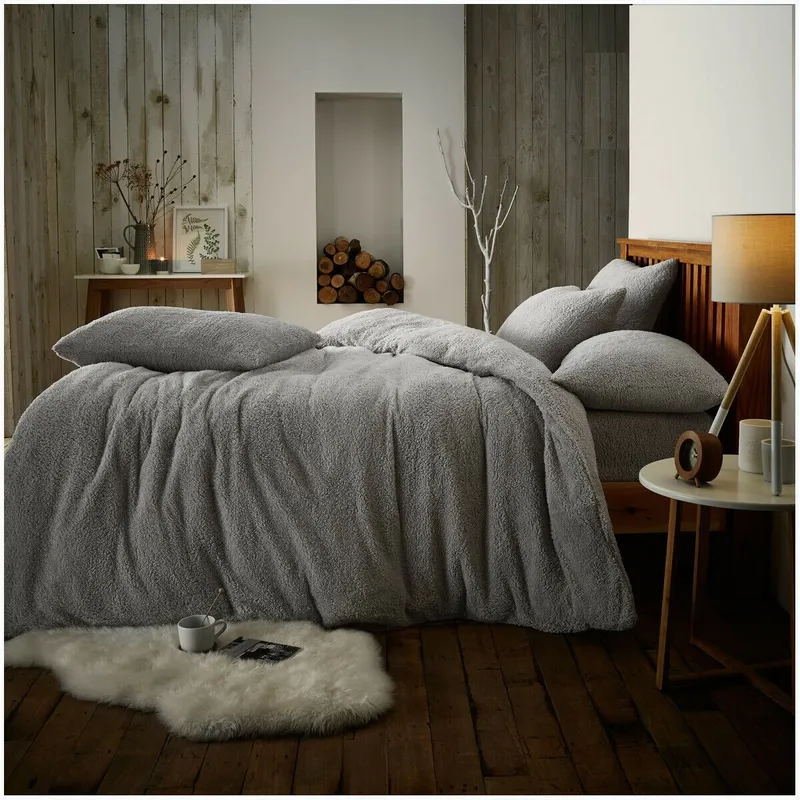 Smart Living Luxury Teddy Plain Duvet Cover & Pillowcase Set in Silver Size: King Silver King