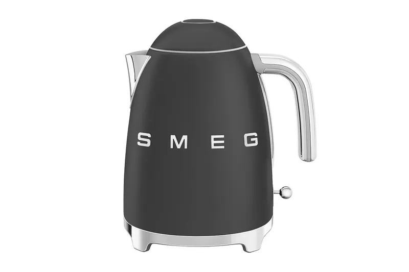 Smeg 1.7L Kettle & 4 Slice Toaster Twin Pack in Black Black