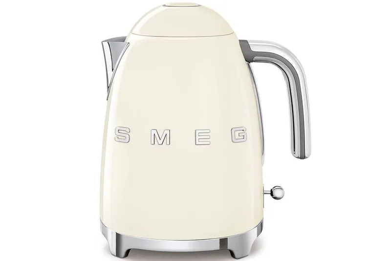 Smeg 50's Retro KLF03CRUK Kettle - Cream