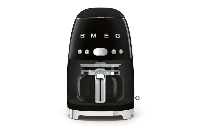 Smeg Drip Filter Coffee Machine DCF02BLUK 1-4 cup function Stainless Steel Black in Jet Black Size: A Jet Black A