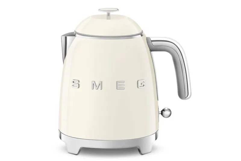 Smeg 50's Retro Mini KLF05CRUK Kettle - Cream