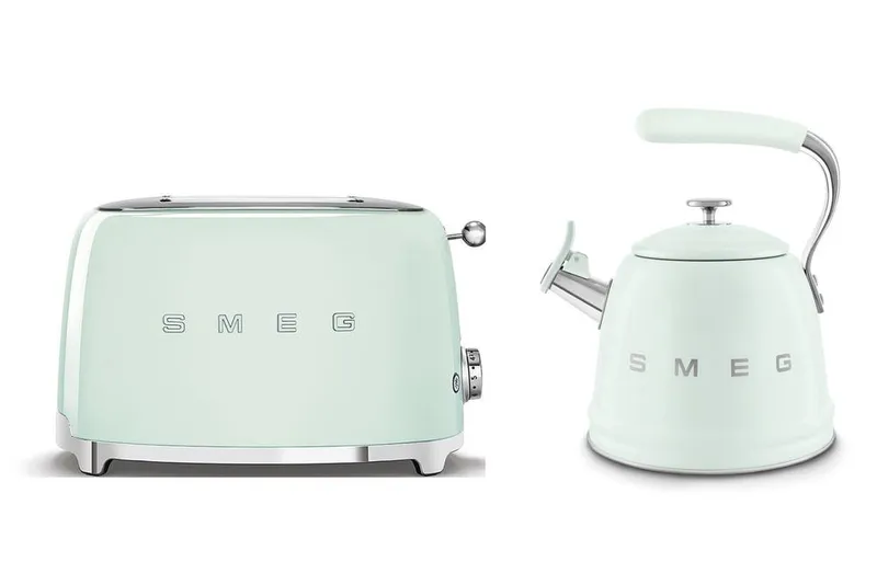 Smeg Unisex WKF01, TSF01 Whistling Stovetop Kettle & 2-Slice Toaster Set in Light Green Light Green One Size female