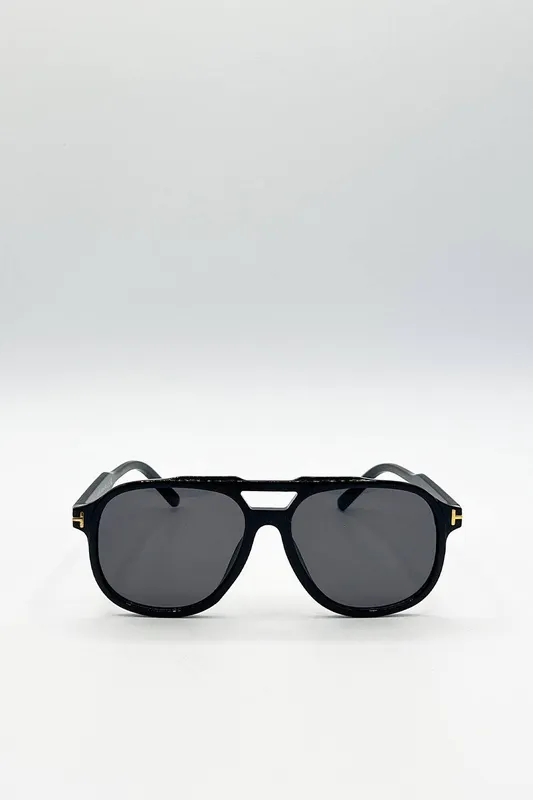Svnx Unisex Oversized Navigator Sunglasses in Black - Black - Size: One Size