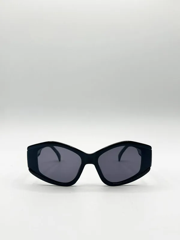 Svnx Women's Angular Cat-Eye Sunglasses in Black - Black