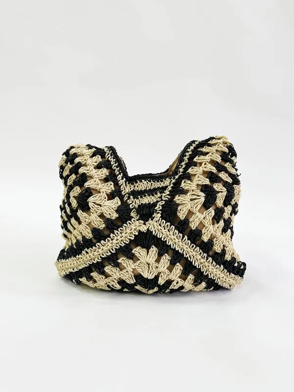 Svnx Women's Black Woven Straw Shoulder Bag - Black