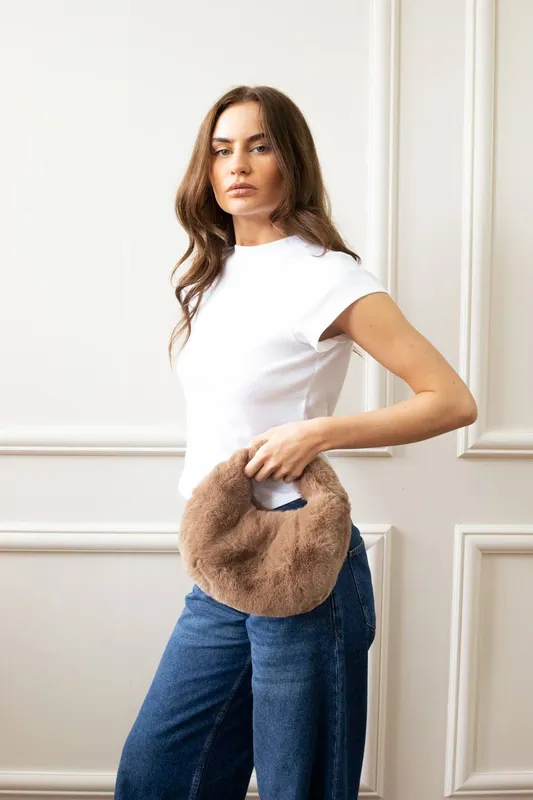 Svnx Women's Faux Fur Soft Grab Bag in Brown - Brown