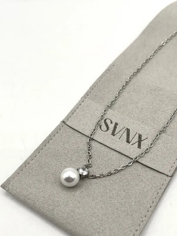 Svnx Women's Large Pearl Diamante Necklace in Silver - Silver