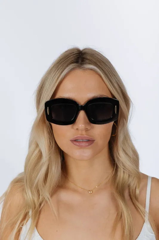 Svnx Women's Oversized Rectangle Sunglasses in Black Black female