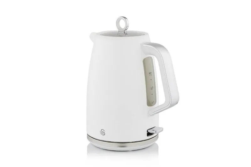 Swan Unisex Serenity Kettle w/ Matt Finish in White White One Size female
