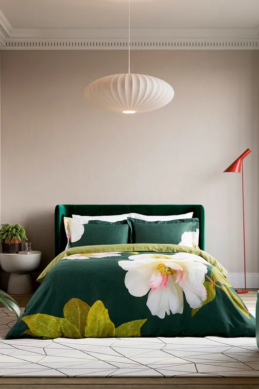 Ted Baker 'Gardenia' Cotton Duvet Cover Set in Green Size: Super King Green Super King
