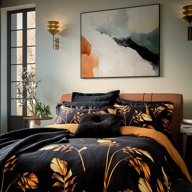 Ted Baker 'Gilded Floral' Cotton Duvet Cover Set in Black Size: King Black King