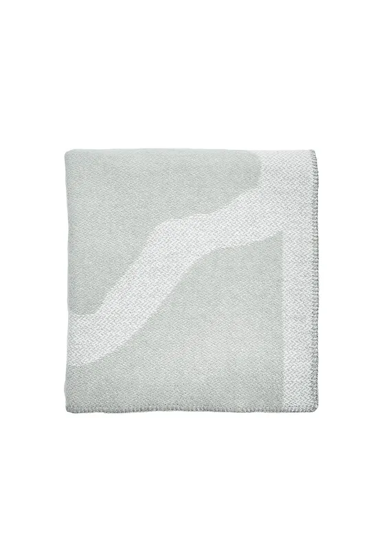 Ted Baker 'Magnolia' Wool Throw in Silver Size: 150cm x 180cm - Silver