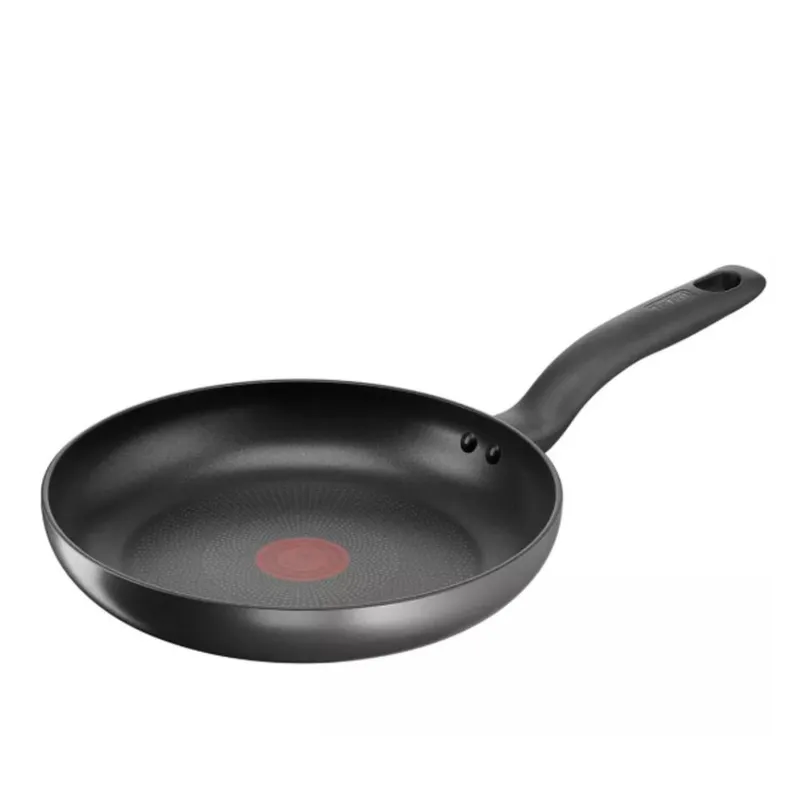 Tefal Unisex Titanium Ultra 28cm Frying Pan in Black Black female
