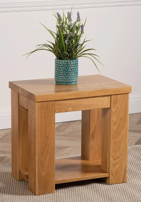 Thats Furniture Solid Oak Lamp Table for Living Room in Light Oak Light Oak