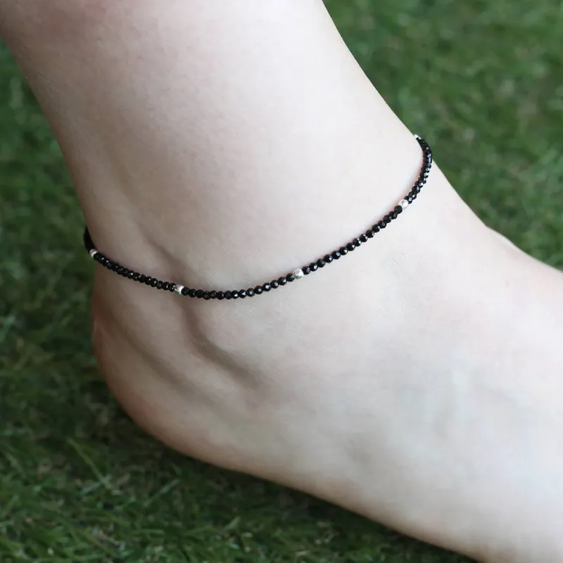 The Colourful Aura Women's Black Beads Slim Indie Chain Boho Payal Anklet - Black