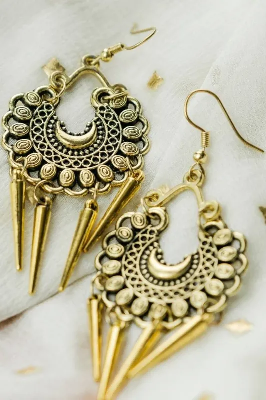 The Colourful Aura Women's Oxidised Intricate Colourful Drop Jhumkis Ring in Gold - Gold