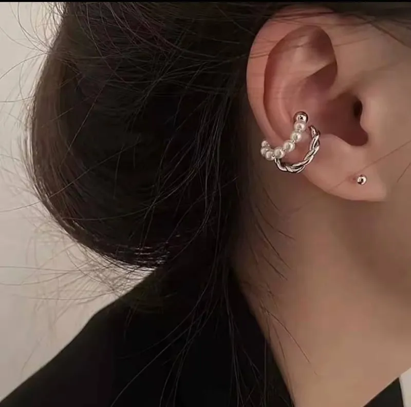 The Colourful Aura Women's Pearl Ear Cuff Climber Earring in Silver Silver