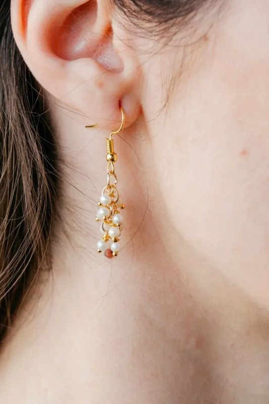 The Colourful Aura Women's Small Poth Pearl Drop Hook Earrings in Gold - Gold