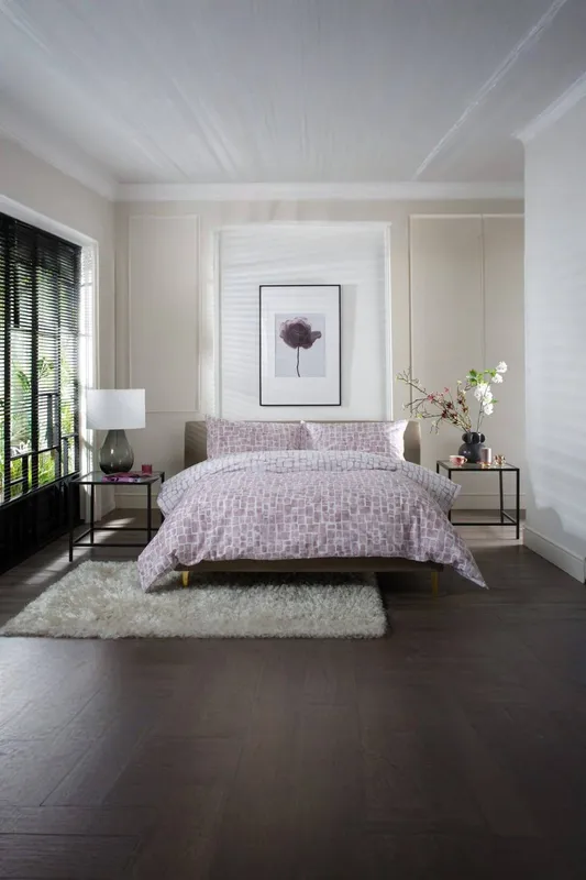 The Lyndon Company Cotton Duvet Cover Set Tulle in Pink Size: King - Pink