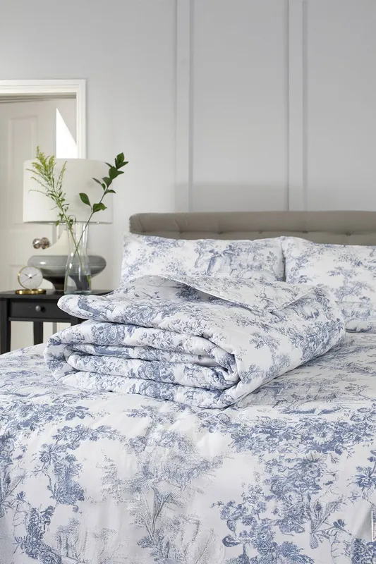 The Lyndon Company Toile De Jouy Duvet Cover Blue Single
