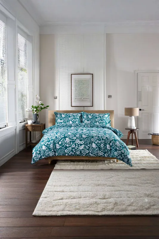 The Lyndon Company Woodland Bird 100% Cotton Duvet Set in Printed Design in Green Size: Super King Green Super King