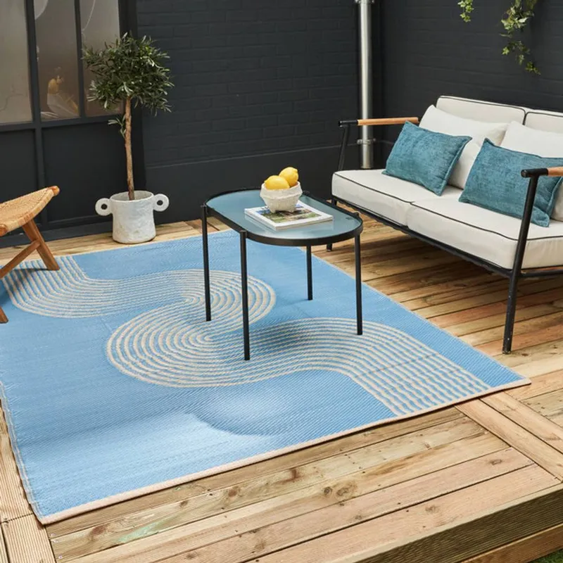 The Rugs Reversible Weatherproof Outdoor Rug Wavy Line Blue & Beige Size: 90 cm x 150 cm Blue 90 cm x 150 cm