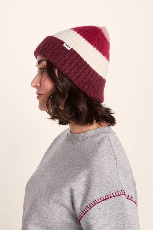 TOG24 Unisex 'Desmon' Knitted Hat in Burgundy - Burgundy