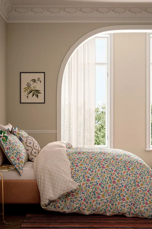 V&A 'Bountiful Garden' Cotton Duvet Cover Set Size: Single Multicolor Single