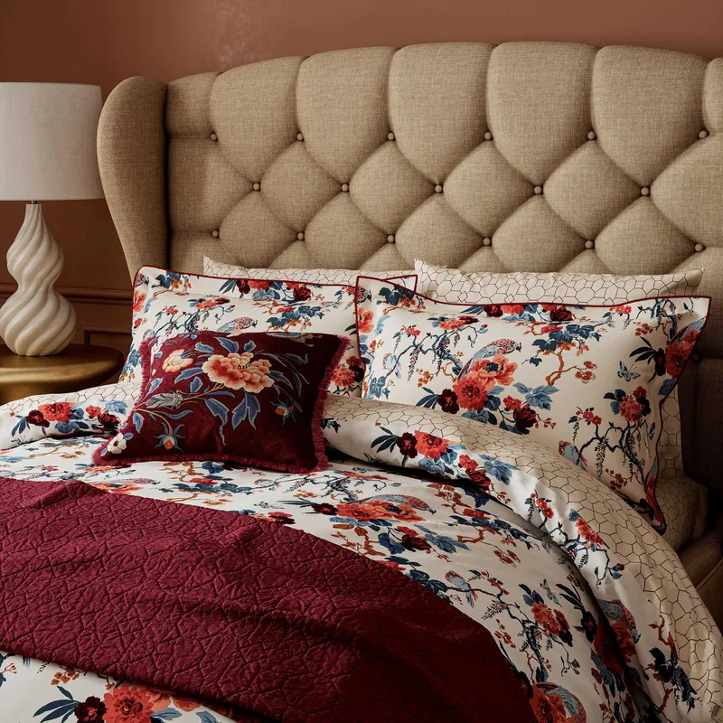 V&A; Chinoiserie Charm Duvet Cover Set Super King Size Blue/Red