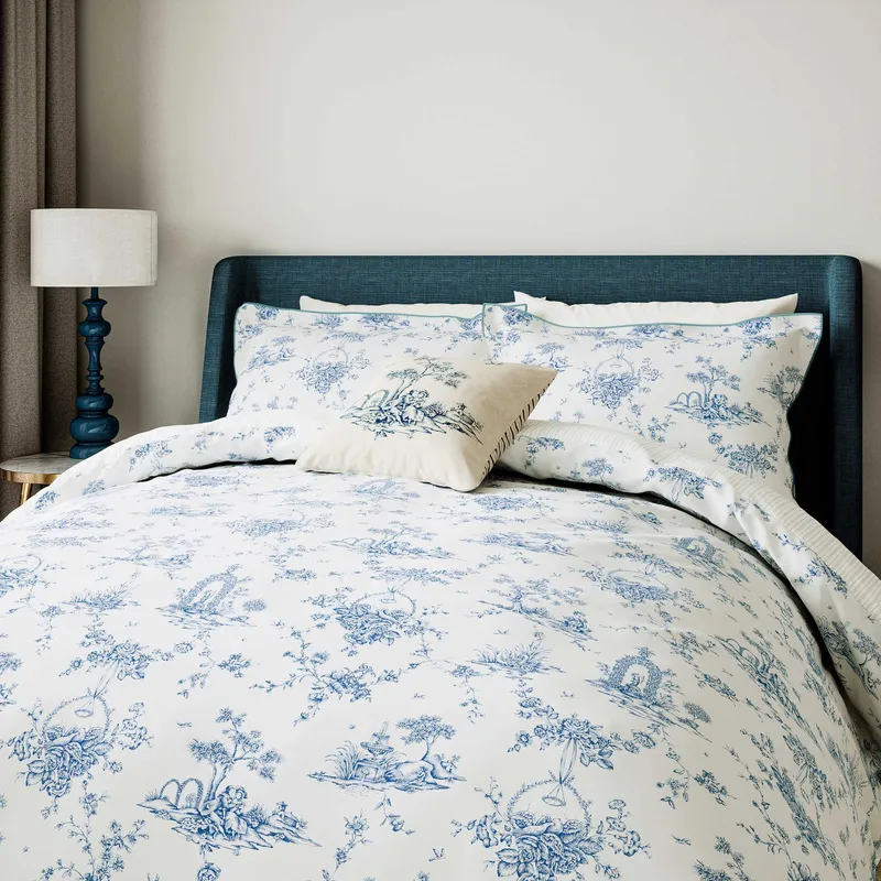 V&A Garden Of Love Kingsize Duvet Cover Set, Blue