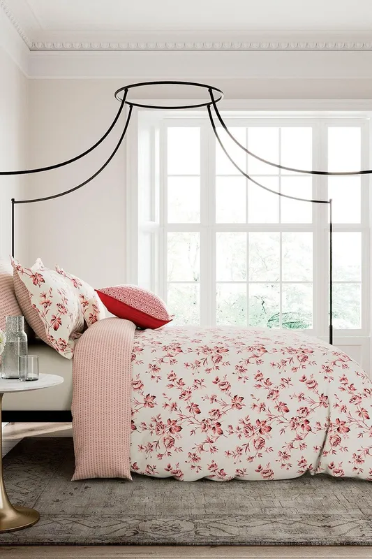 V&A Garden Rose Super Kingsize Duvet Cover Set, Pink