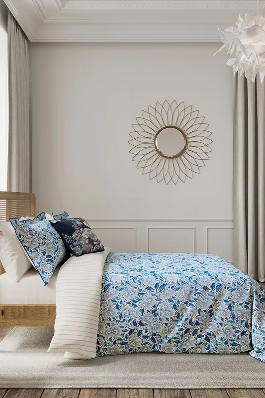 V&A Ornamental Bloom Super Kingsize Duvet Cover Set, Indigo