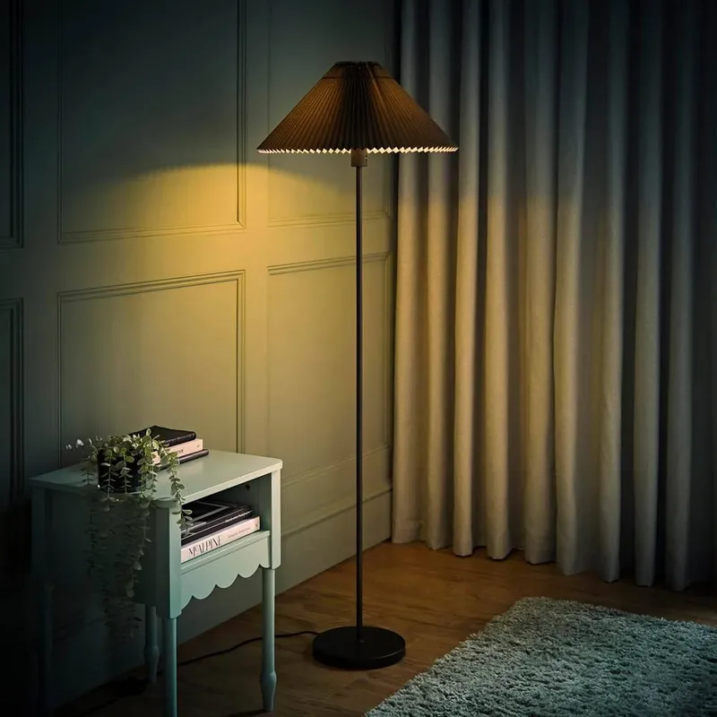 ValueLights Akira Pleated Shade Slim Floor Lamp with LED Bulb in Black Black