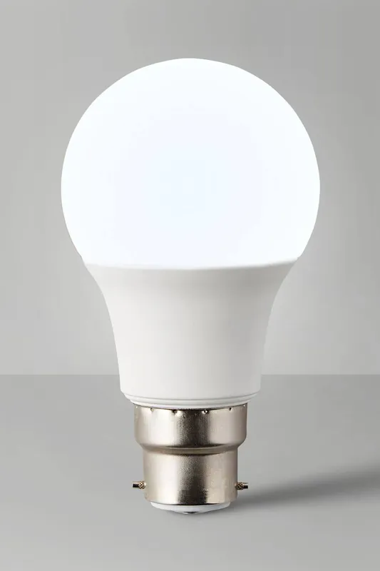 ValueLights B22 Pack of 5 6W Standard Warm White LED Bulbs - White