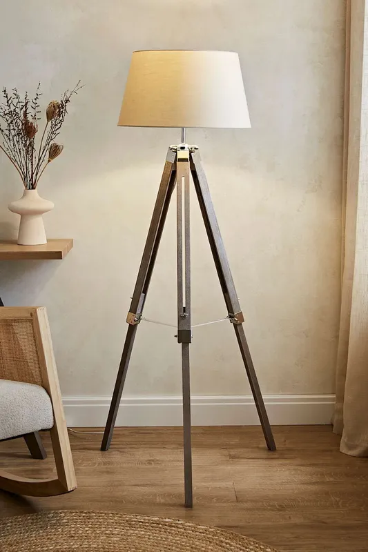 ValueLights Clipper Brown Floor Lamp - Brown