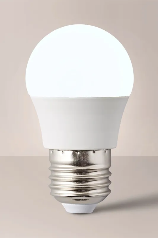 ValueLights E27 Pack of 10 4W Globe Cool White LED Bulbs White