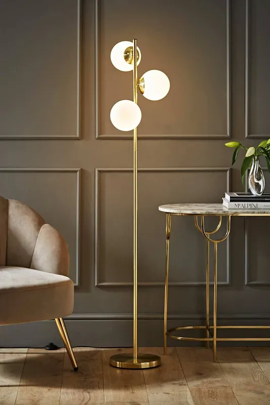 ValueLights Unisex Jas Modern Gold Floor Lamp w/ Frosted Glass Globe Shades Gold One Size female