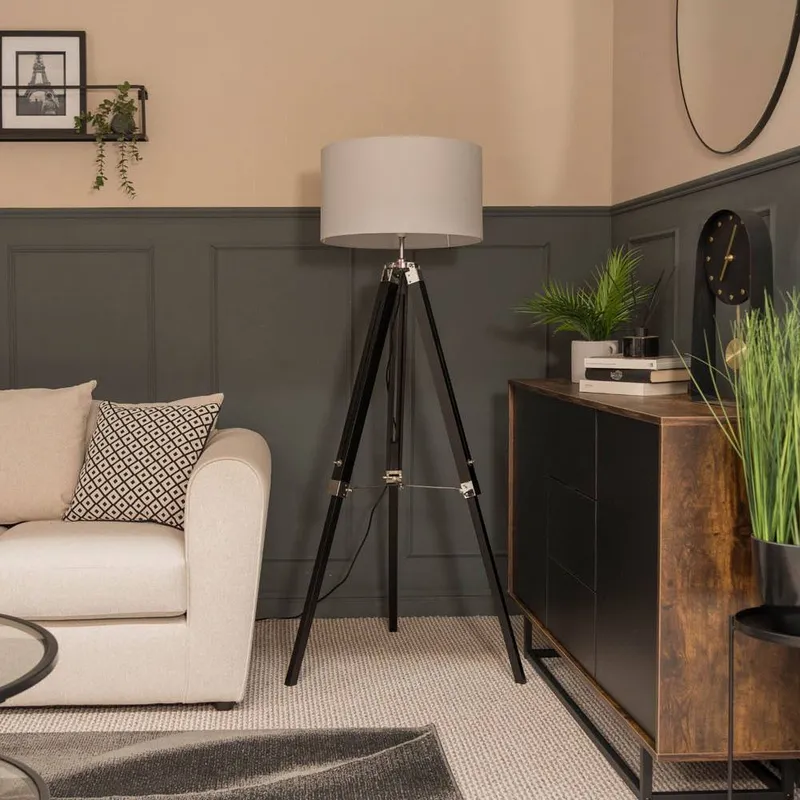 ValueLights Clipper Black Floor Lamp Black