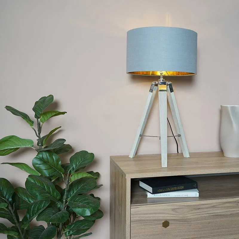 ValueLights Clipper Tripod Brown Table Lamp Base Brown
