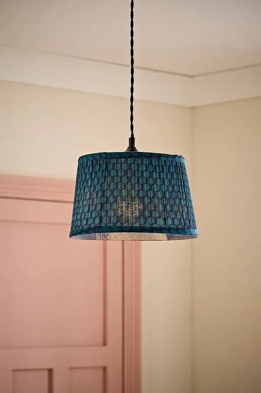 ValueLights Malina Double Teal Pleated Tapered Easy Fit Lamp Shade Size: Small Teal Small