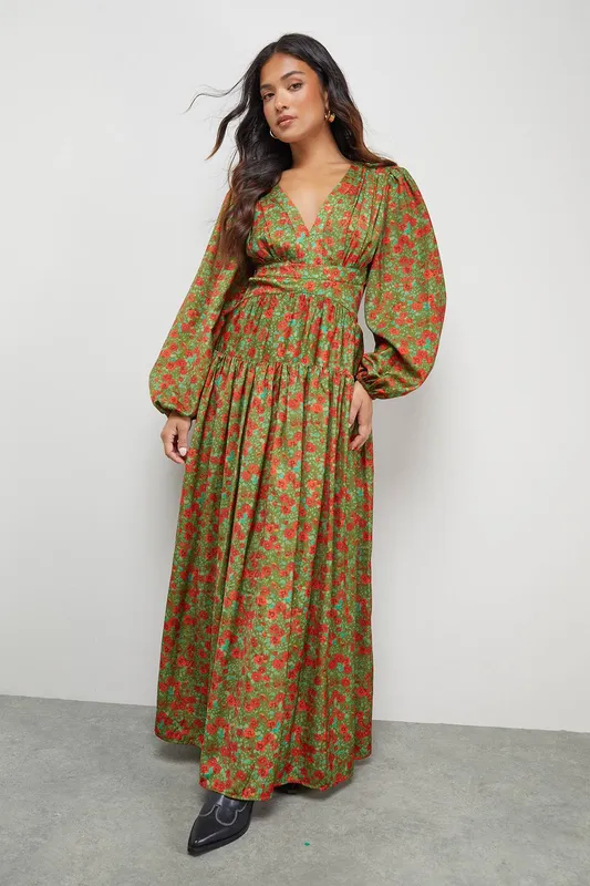Warehouse Women's Petite Premium Satin Open Back Maxi Dress in Olive Size: 10 Olive female