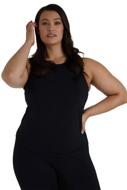 Wolf & Whistle Women's Black Curve 'Vest' Size: 20 - Black - Size: 20