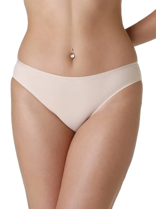 Wonderbra Women's Ultimate Silhouette Brazilian Brief in Nude Size: 16 - Nude