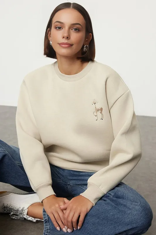 Wovcor Women's Embroidered Animal Fleece Sweatshirt in Stone Size: Large Stone L