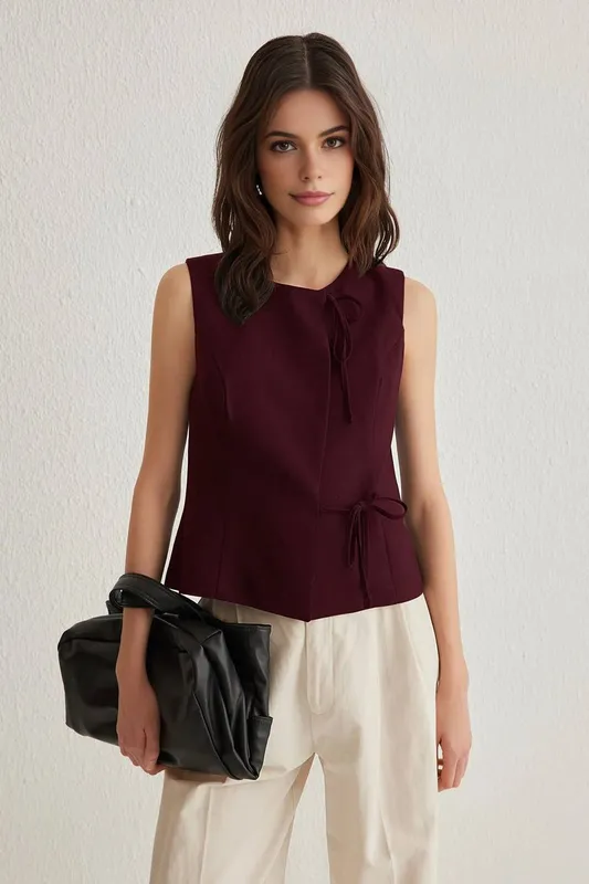 Wovcor Women's Sleeveless Tie-Front Crepe Top in Burgundy Size: 8 Burgundy 8